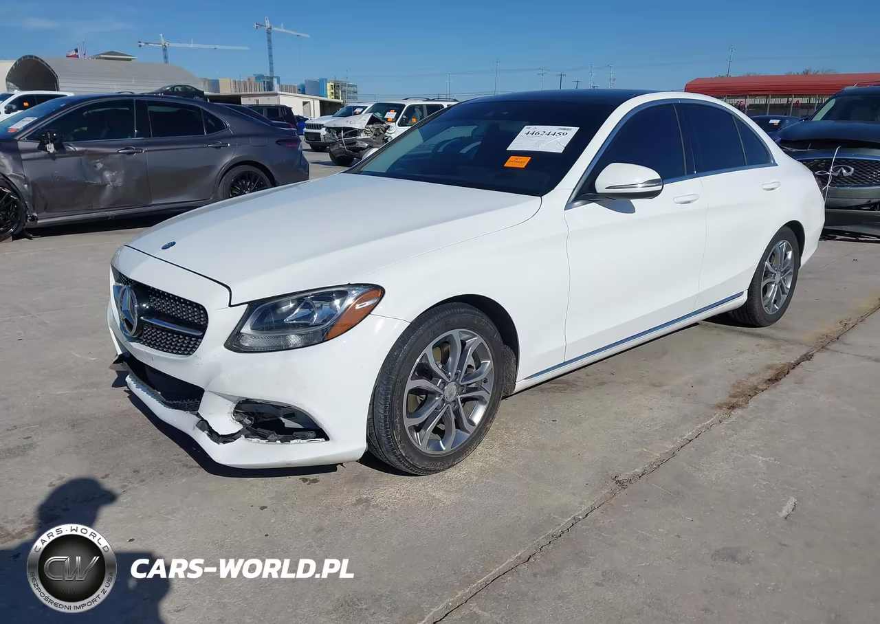 2016 Mercedes-Benz C 300 VIN:55SWF4JB7GU130304 - 2