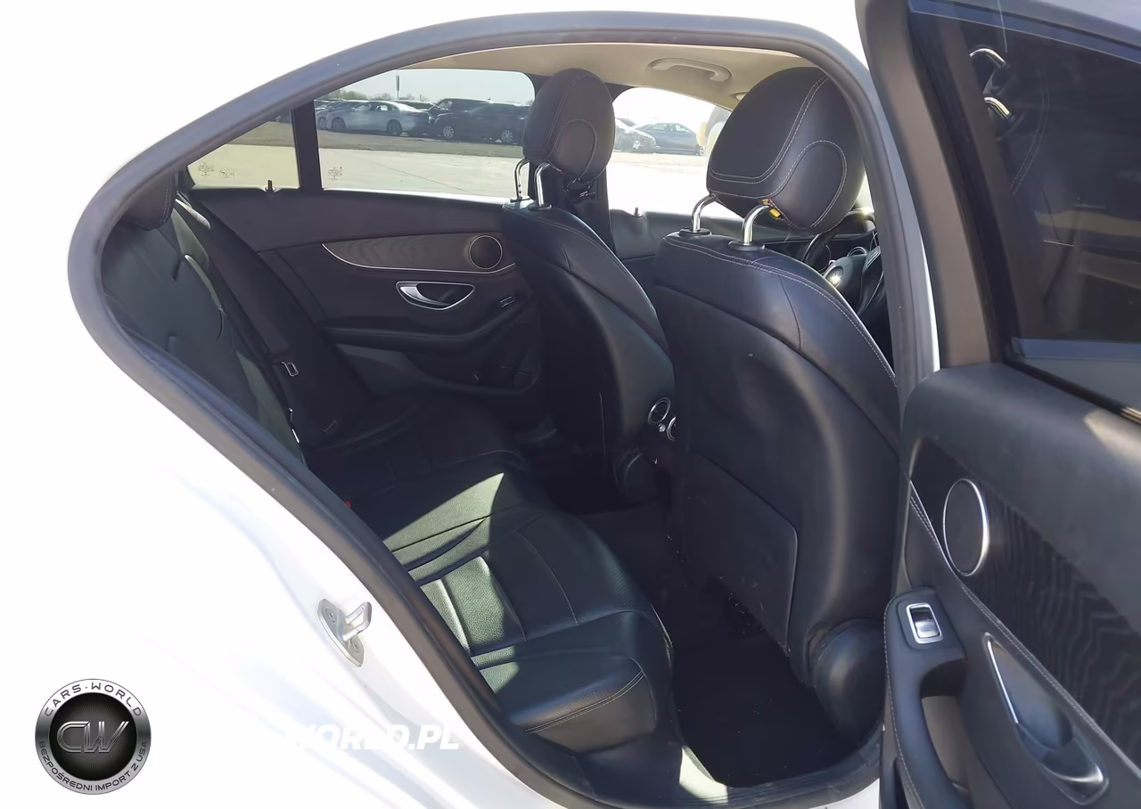 2016 Mercedes-Benz C 300 VIN:55SWF4JB7GU130304 - 8