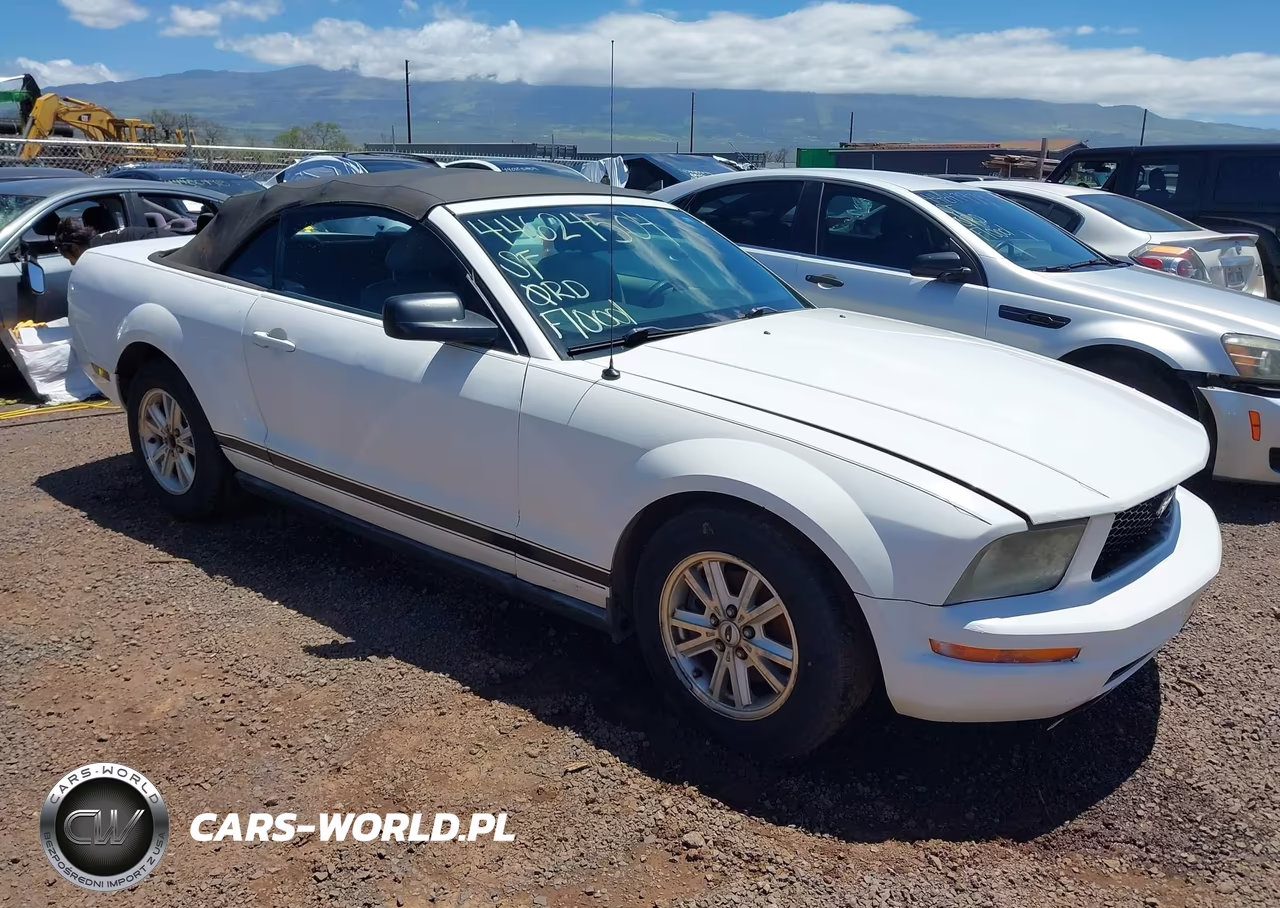 2007 Ford Mustang V6 Deluxe-V6 Premium