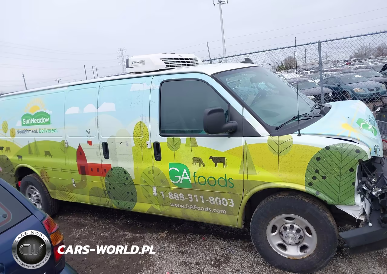 2019 Chevrolet Express 2500 Work Van VIN:1GCWGBFP0K1204509 - 13