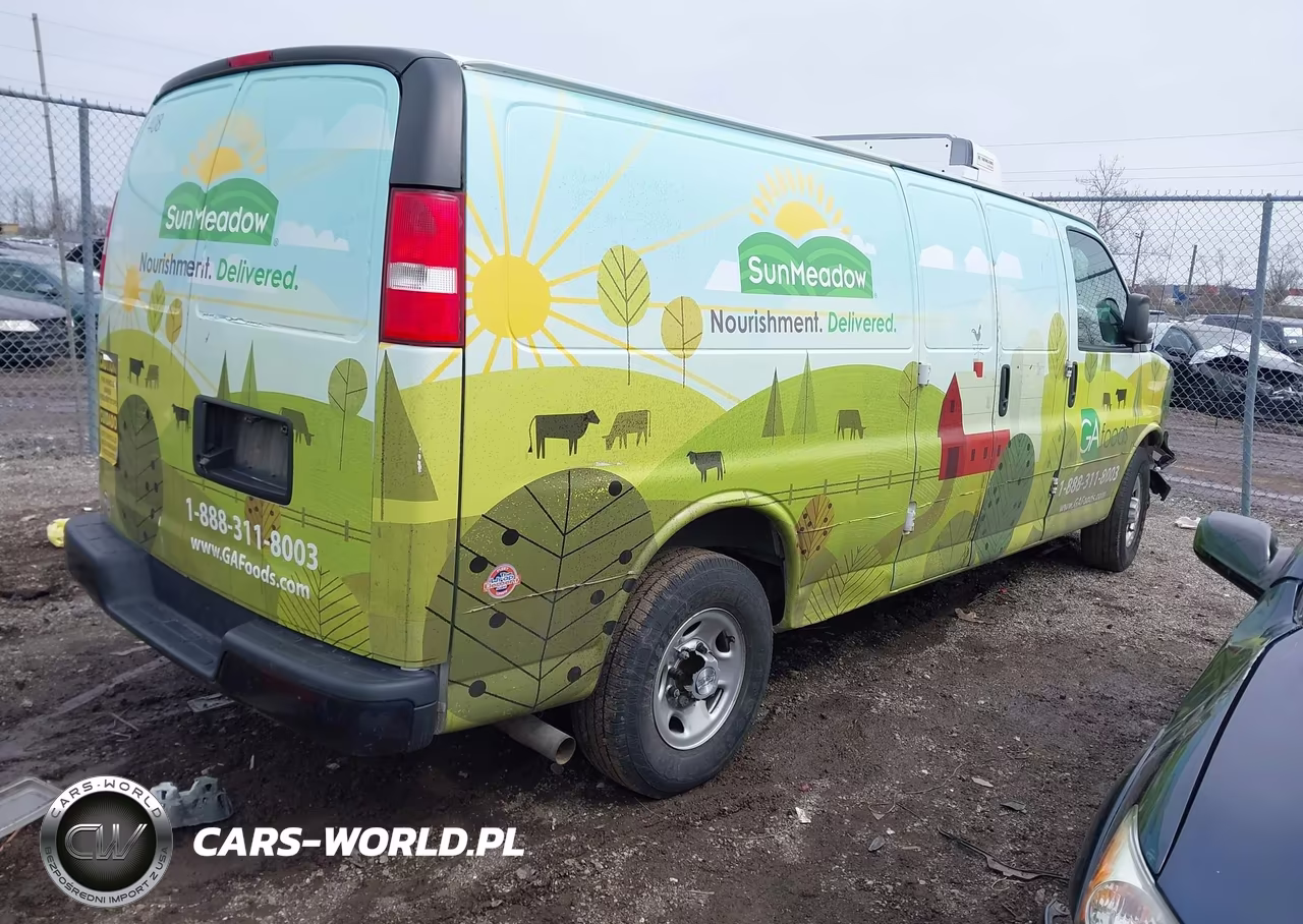 2019 Chevrolet Express 2500 Work Van VIN:1GCWGBFP0K1204509 - 4