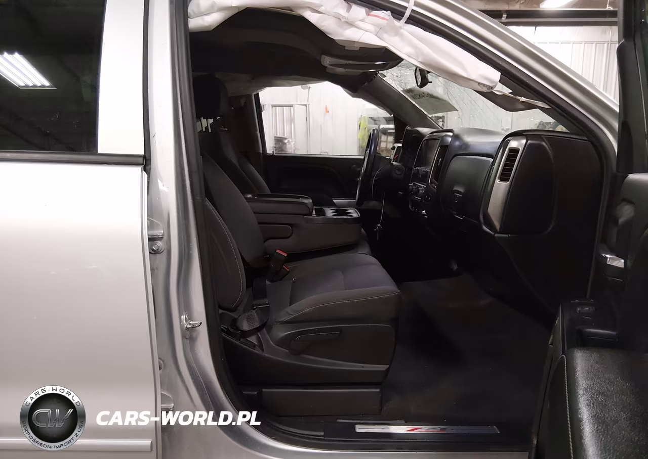 2018 Chevrolet Silverado 1500 2Lt VIN:3GCUKREC5JG646098 - 5