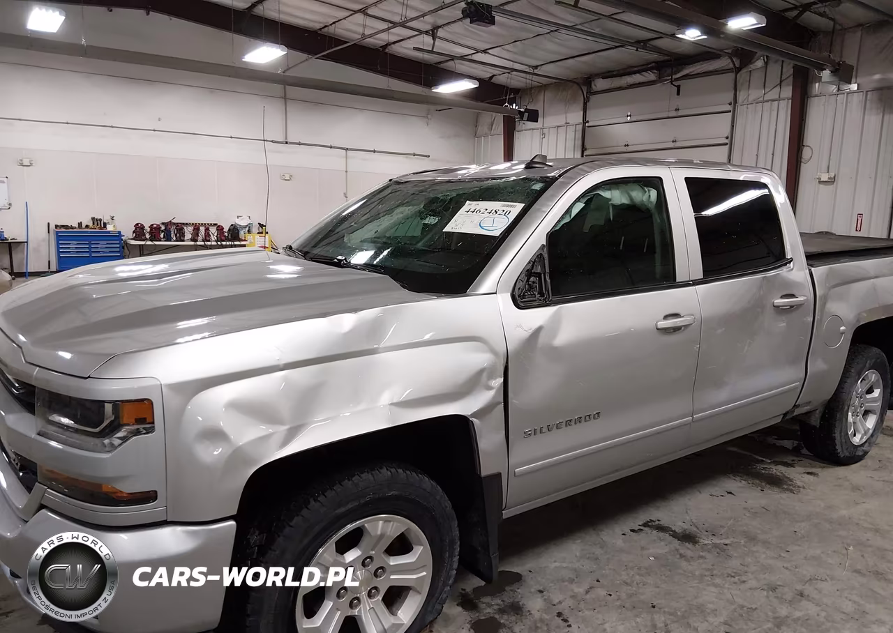 2018 Chevrolet Silverado 1500 2Lt VIN:3GCUKREC5JG646098 - 6