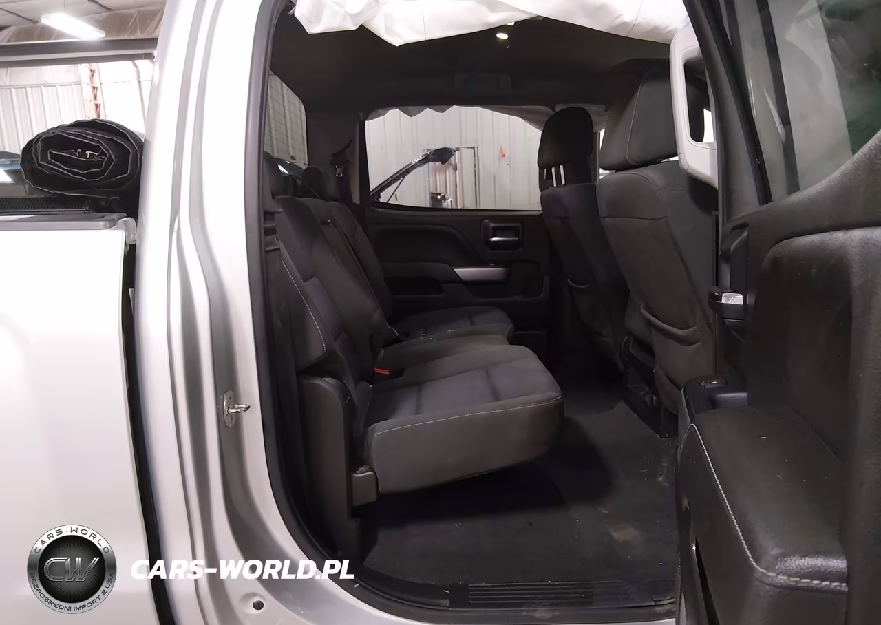 2018 Chevrolet Silverado 1500 2Lt VIN:3GCUKREC5JG646098 - 8