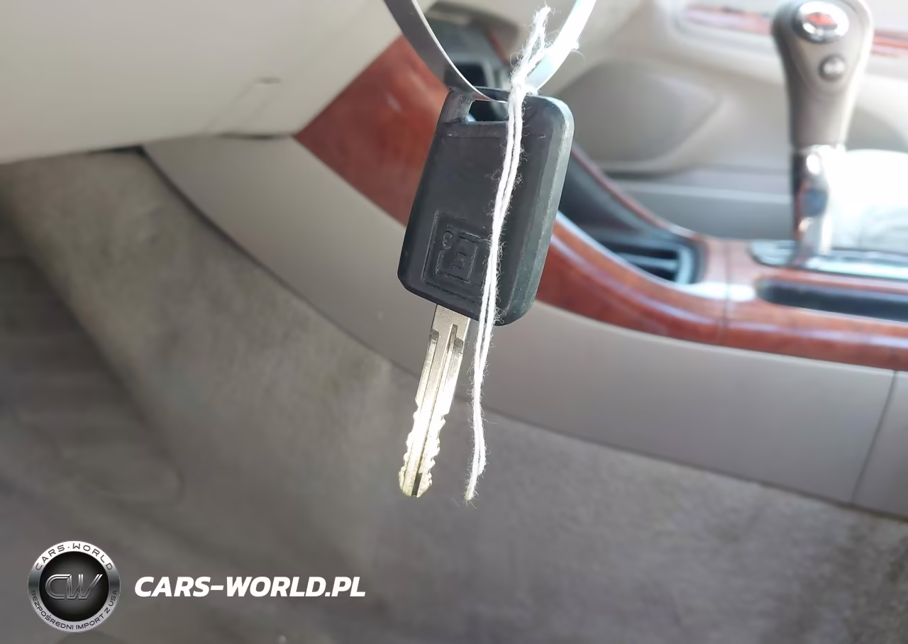 TOYOTA CAMRY LE VIN:4T1BE30K52U066449 - 11