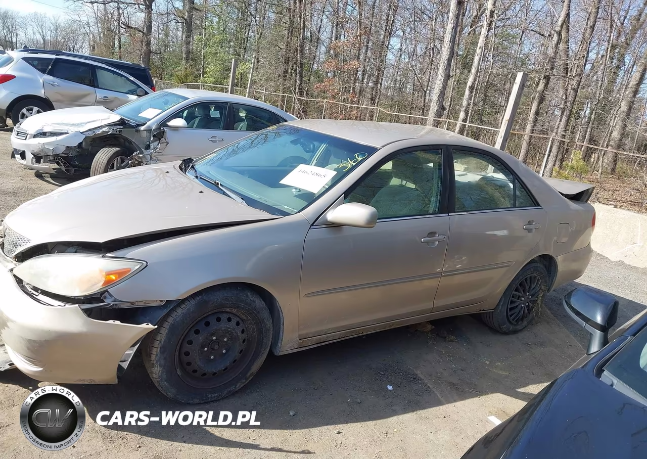 TOYOTA CAMRY LE VIN:4T1BE30K52U066449 - 14