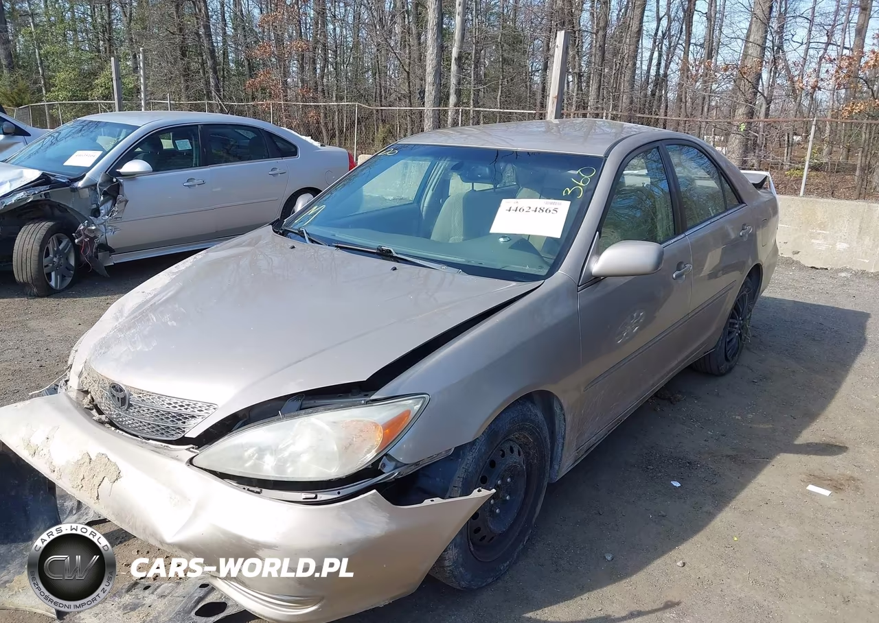 TOYOTA CAMRY LE VIN:4T1BE30K52U066449 - 2