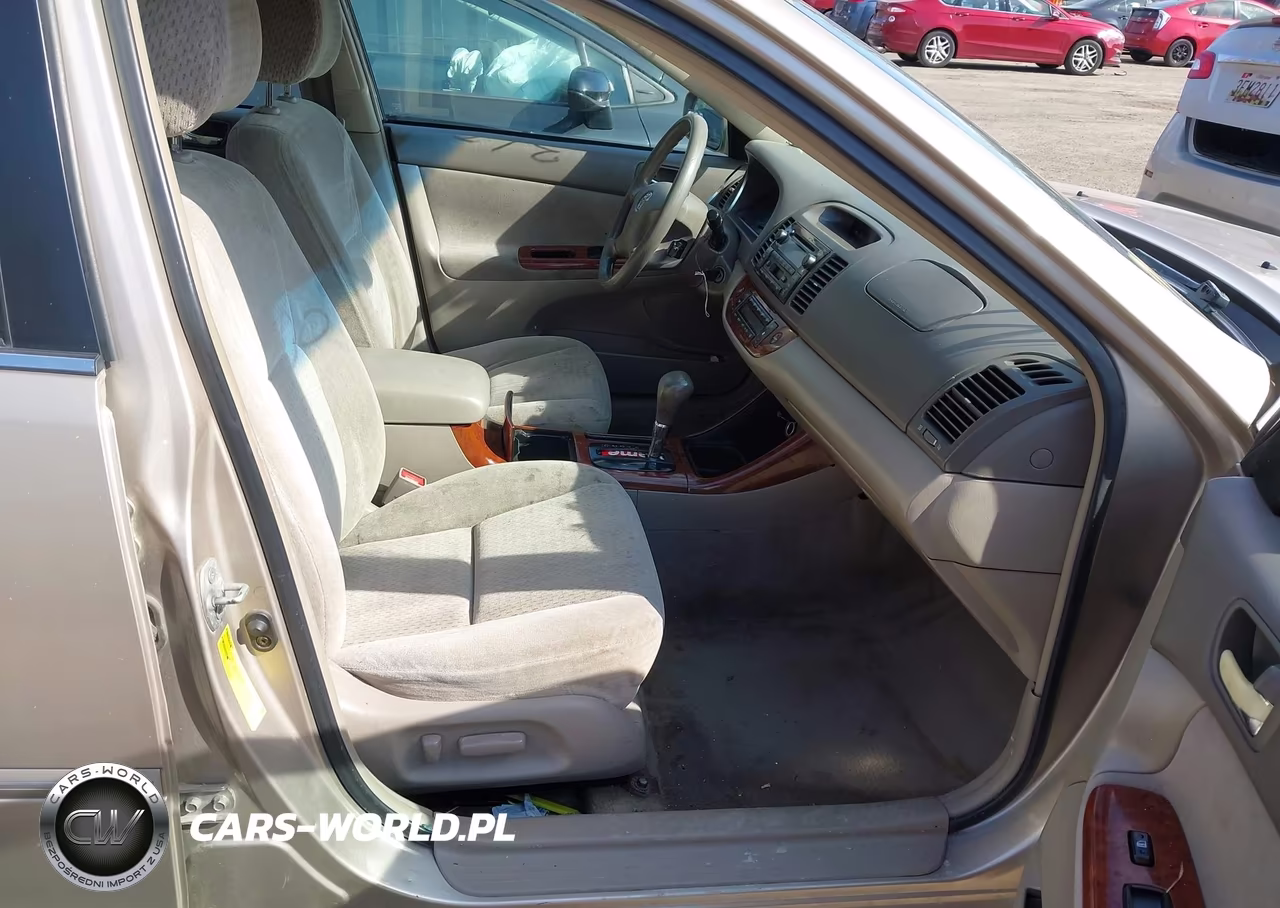 TOYOTA CAMRY LE VIN:4T1BE30K52U066449 - 5