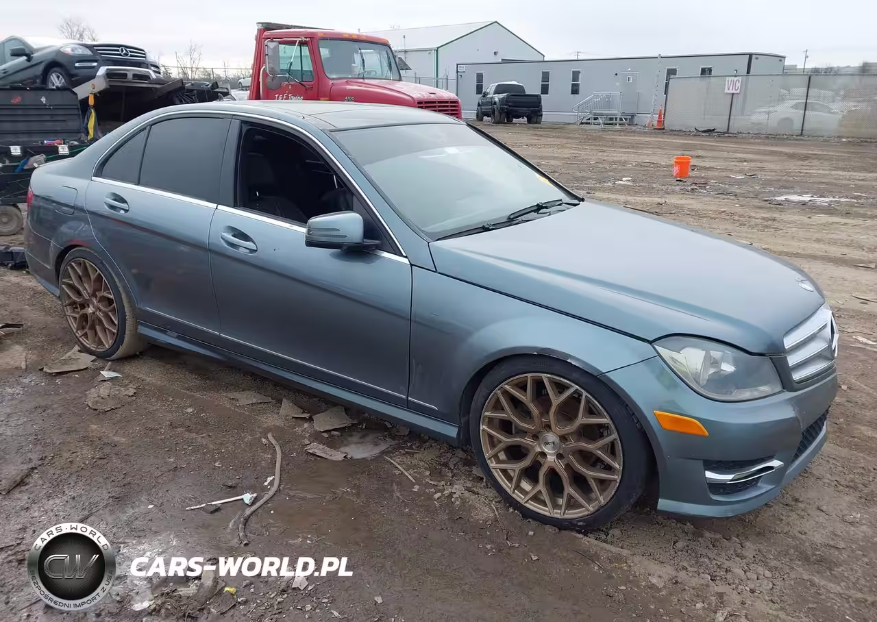 2012 Mercedes-Benz C 300 Luxury 4Matic-Sport 4Matic