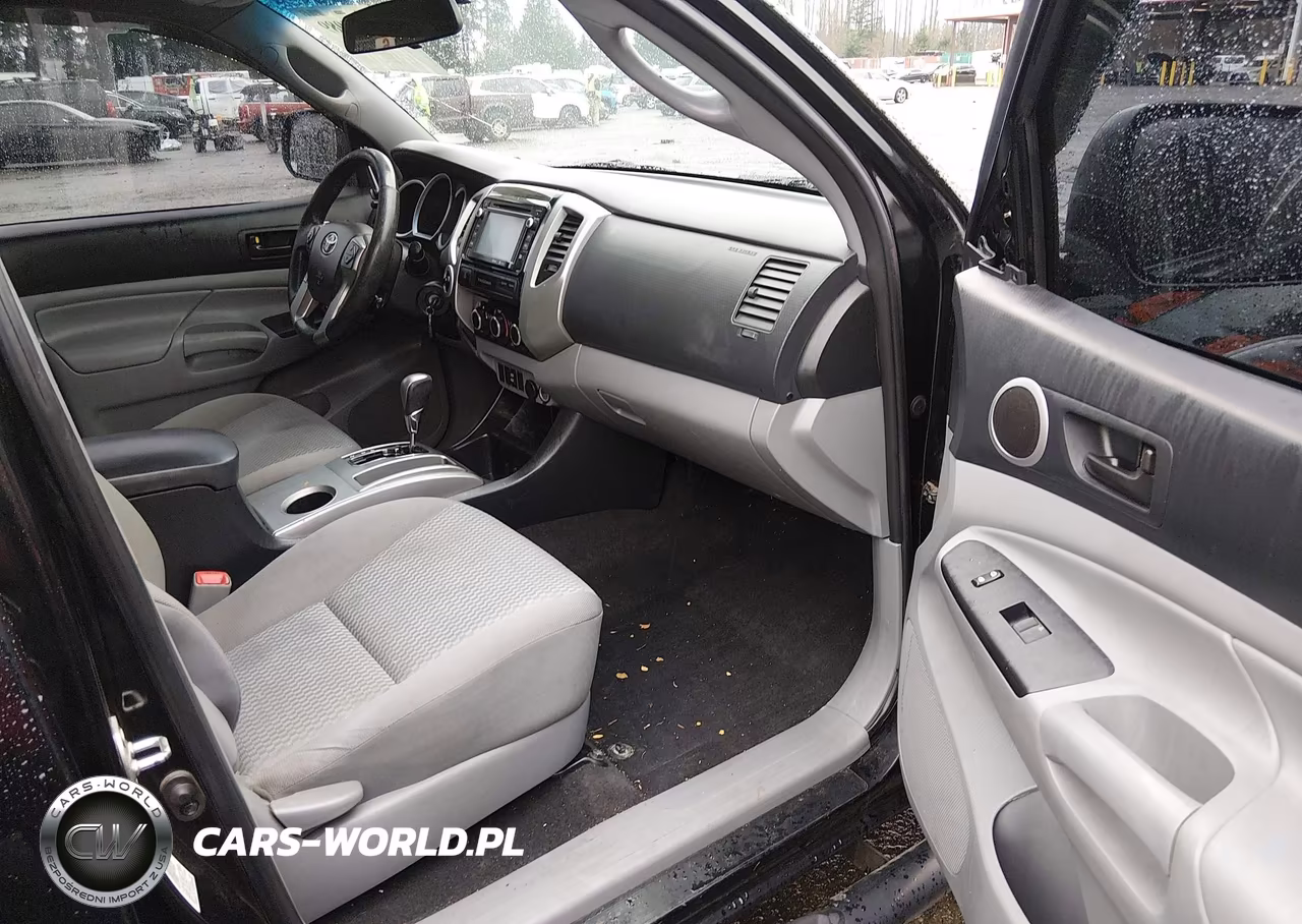 2014 Toyota Tacoma Base V6 VIN:3TMLU4EN9EM134104 - 5