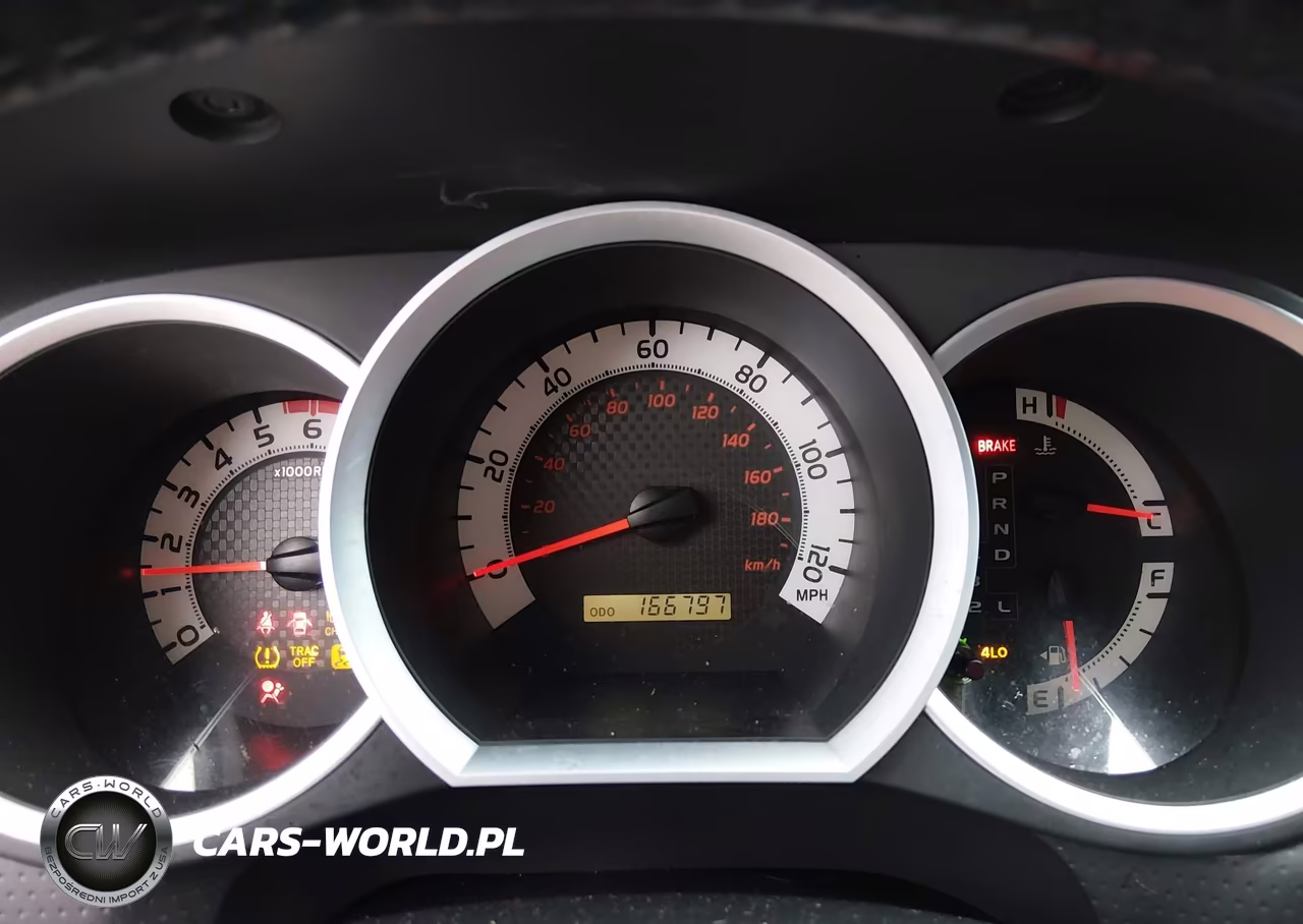 2014 Toyota Tacoma Base V6 VIN:3TMLU4EN9EM134104 - 7