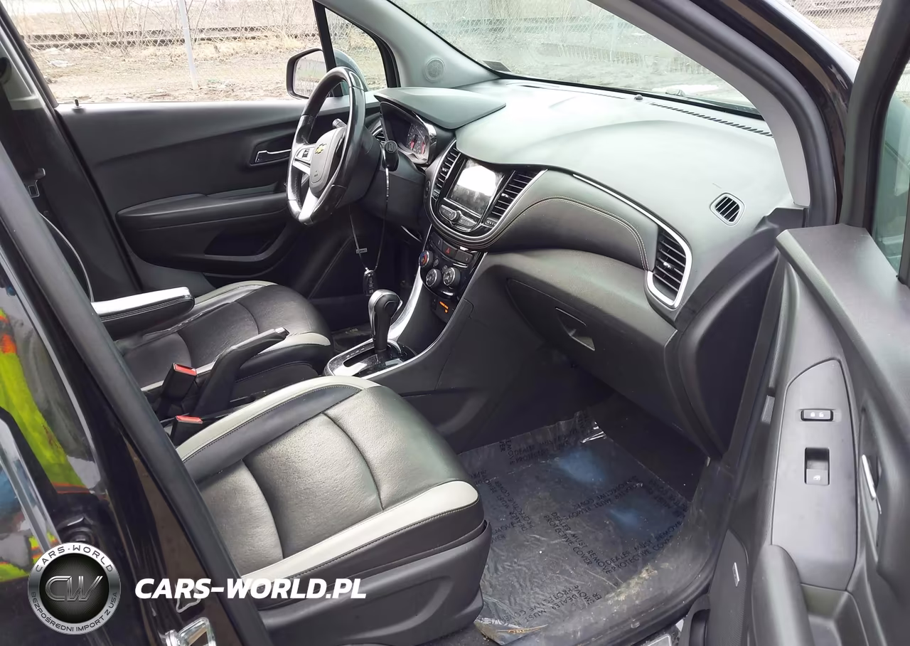2018 Chevrolet Trax Premier VIN:KL7CJRSB4JB713936 - 5