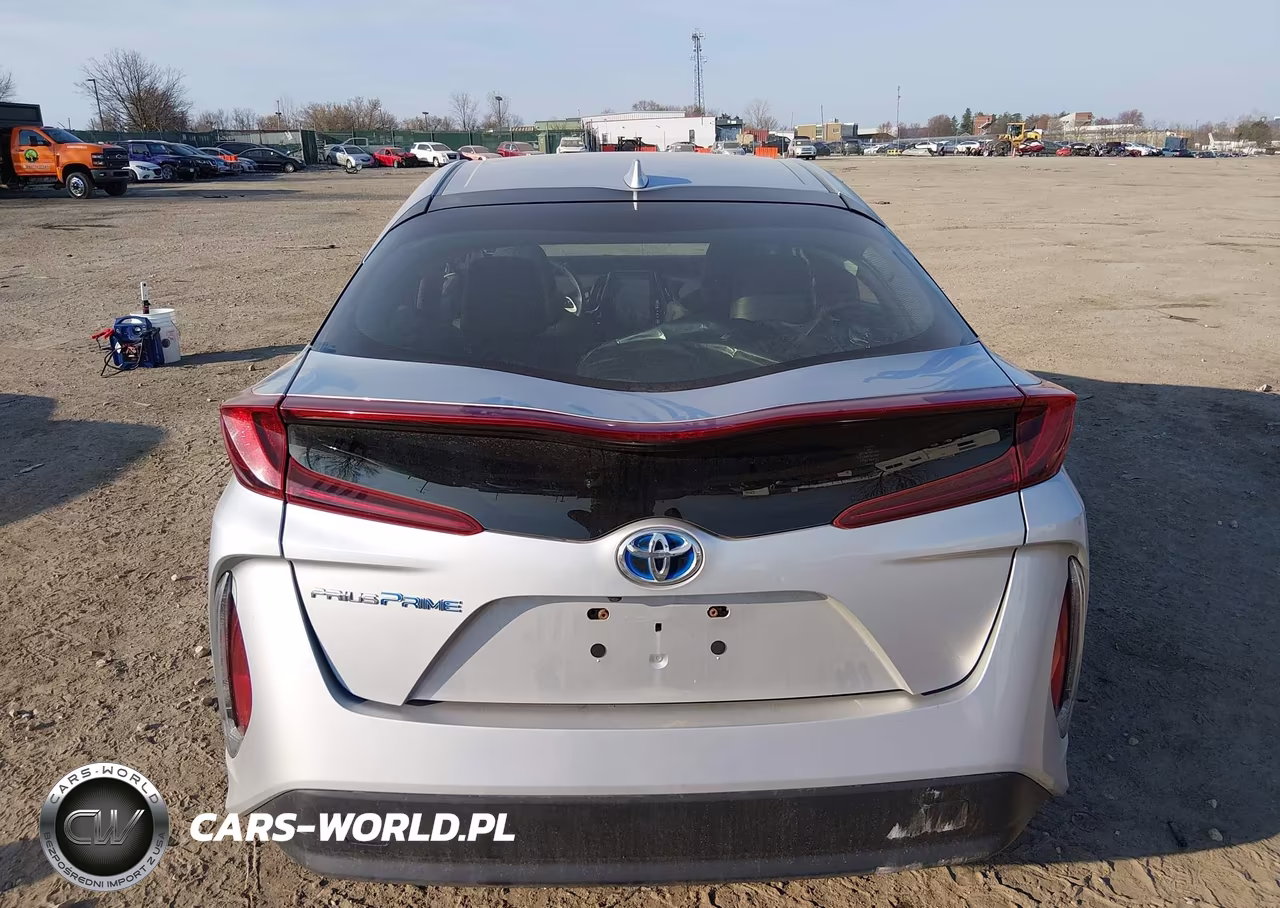 2017 Toyota Prius Prime Premium VIN:JTDKARFP4H3019594 - 16