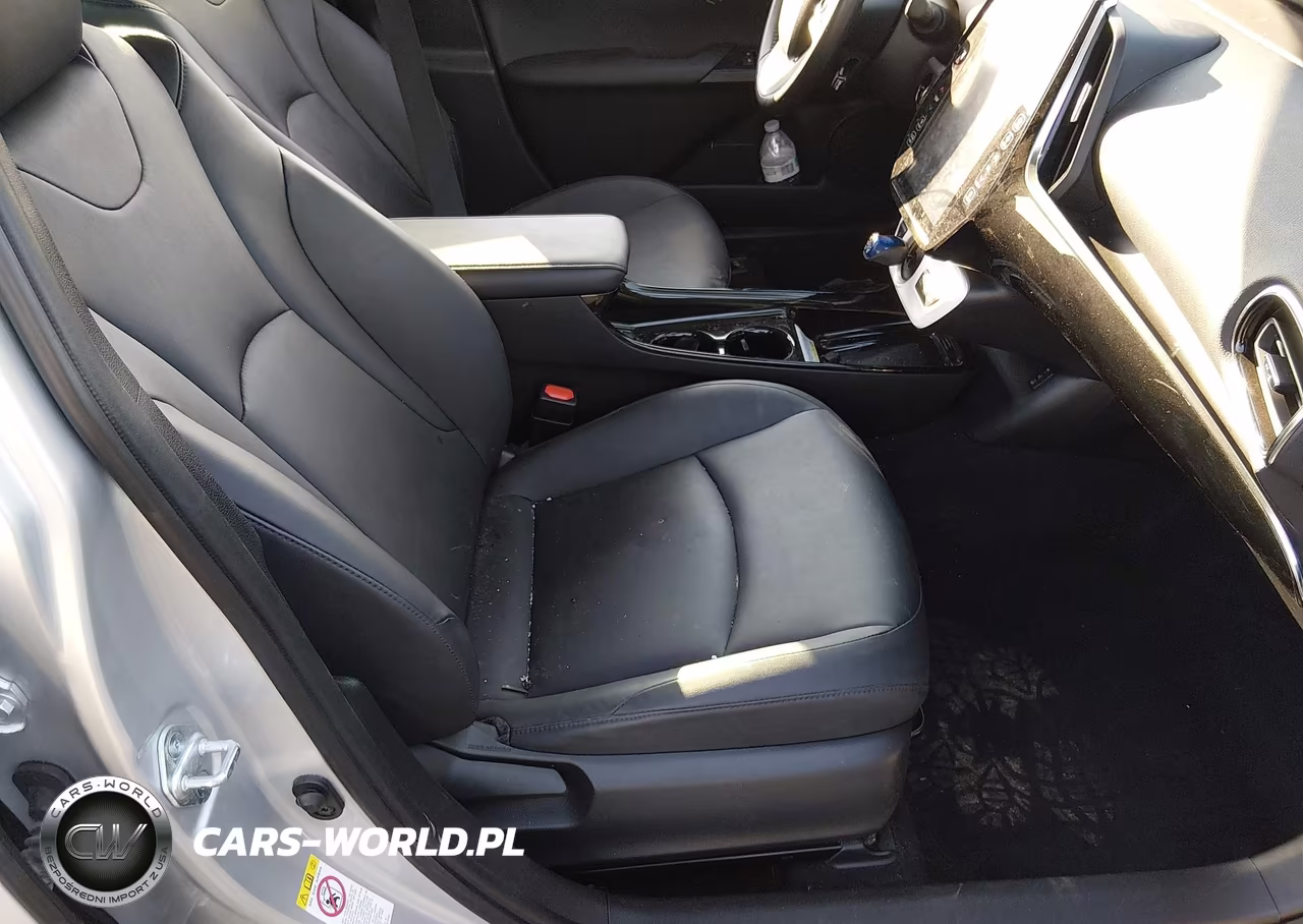 2017 Toyota Prius Prime Premium VIN:JTDKARFP4H3019594 - 5