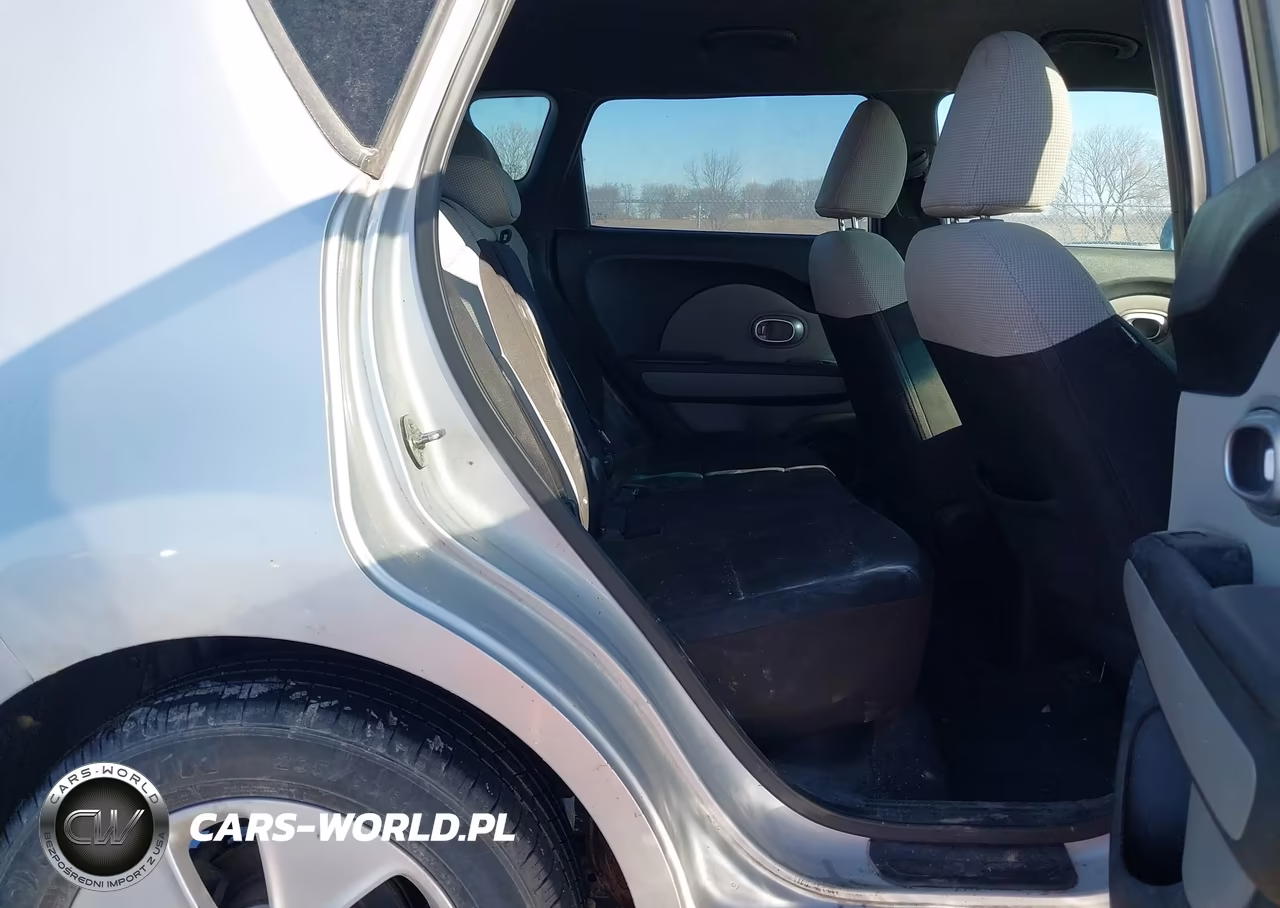 2014 Kia Soul VIN:KNDJN2A26E7704025 - 8