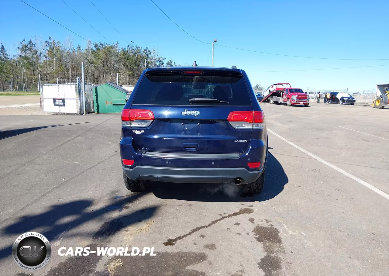 2016 Jeep Grand Cherokee Laredo VIN:1C4RJEAG2GC415794 - 17