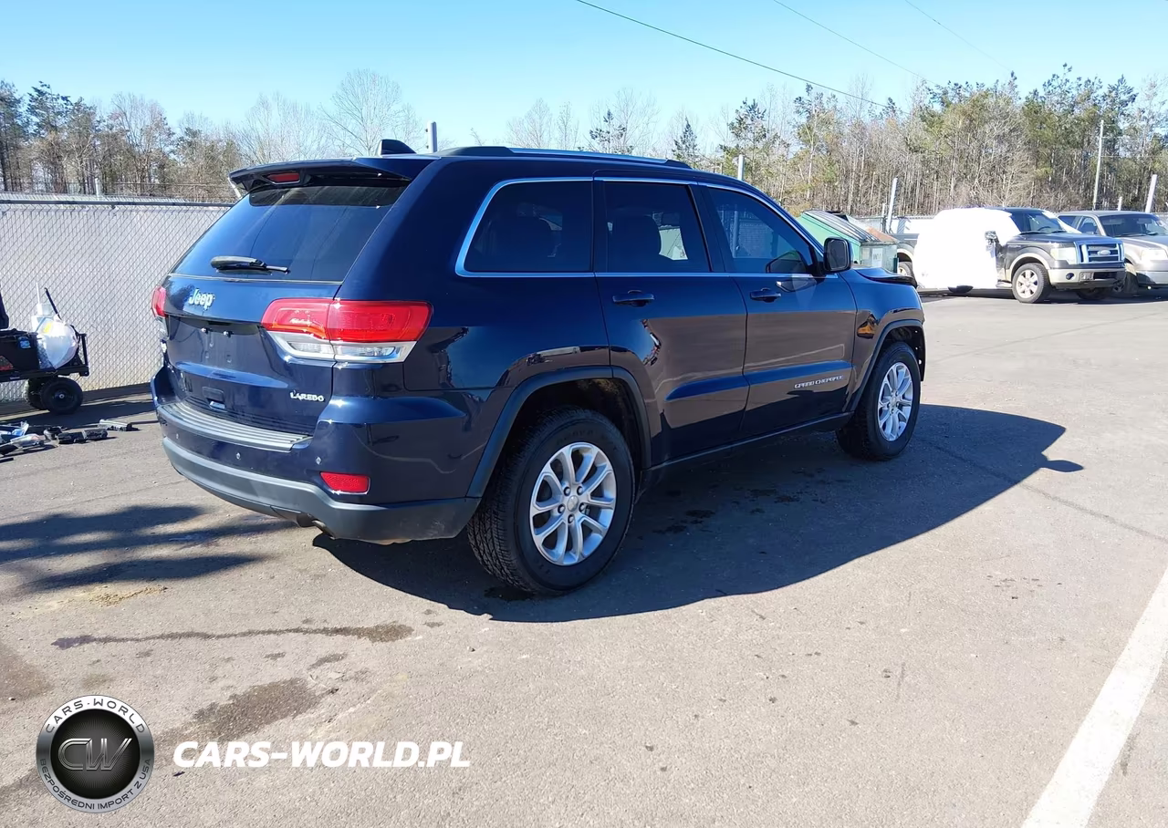 2016 Jeep Grand Cherokee Laredo VIN:1C4RJEAG2GC415794 - 4