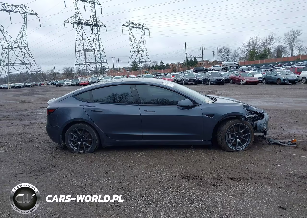 2022 Tesla Model 3 Long Range Dual Motor All-Wheel Drive VIN:5YJ3E1EB5NF256609 - 14