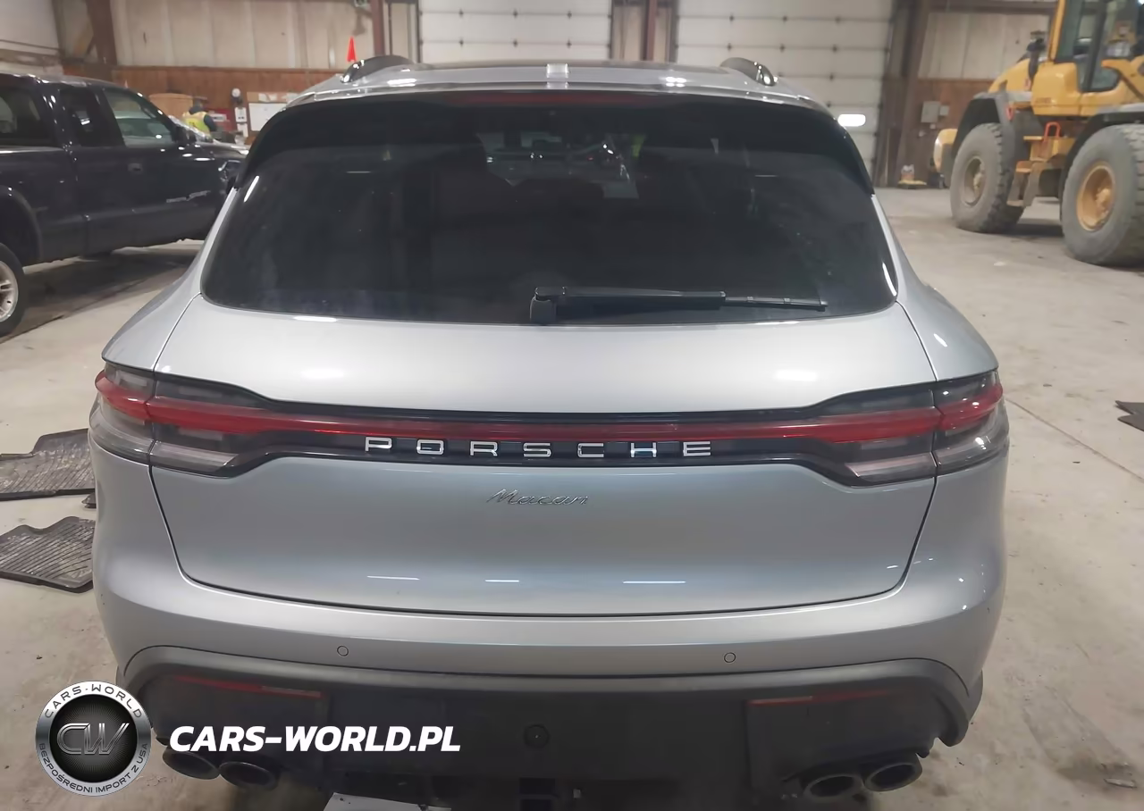 2023 Porsche Macan T VIN:WP1AA2A58PLB11426 - 16
