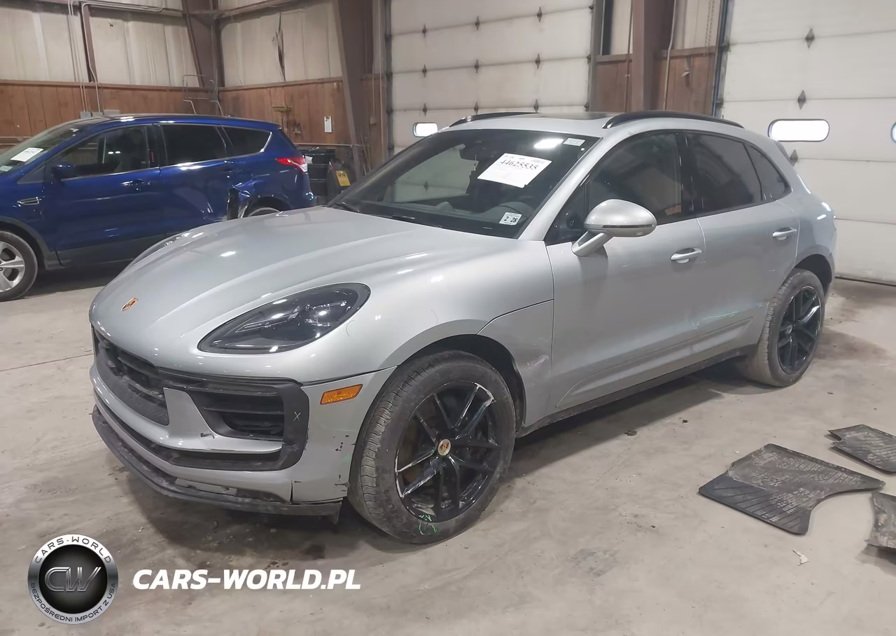 2023 Porsche Macan T VIN:WP1AA2A58PLB11426 - 2