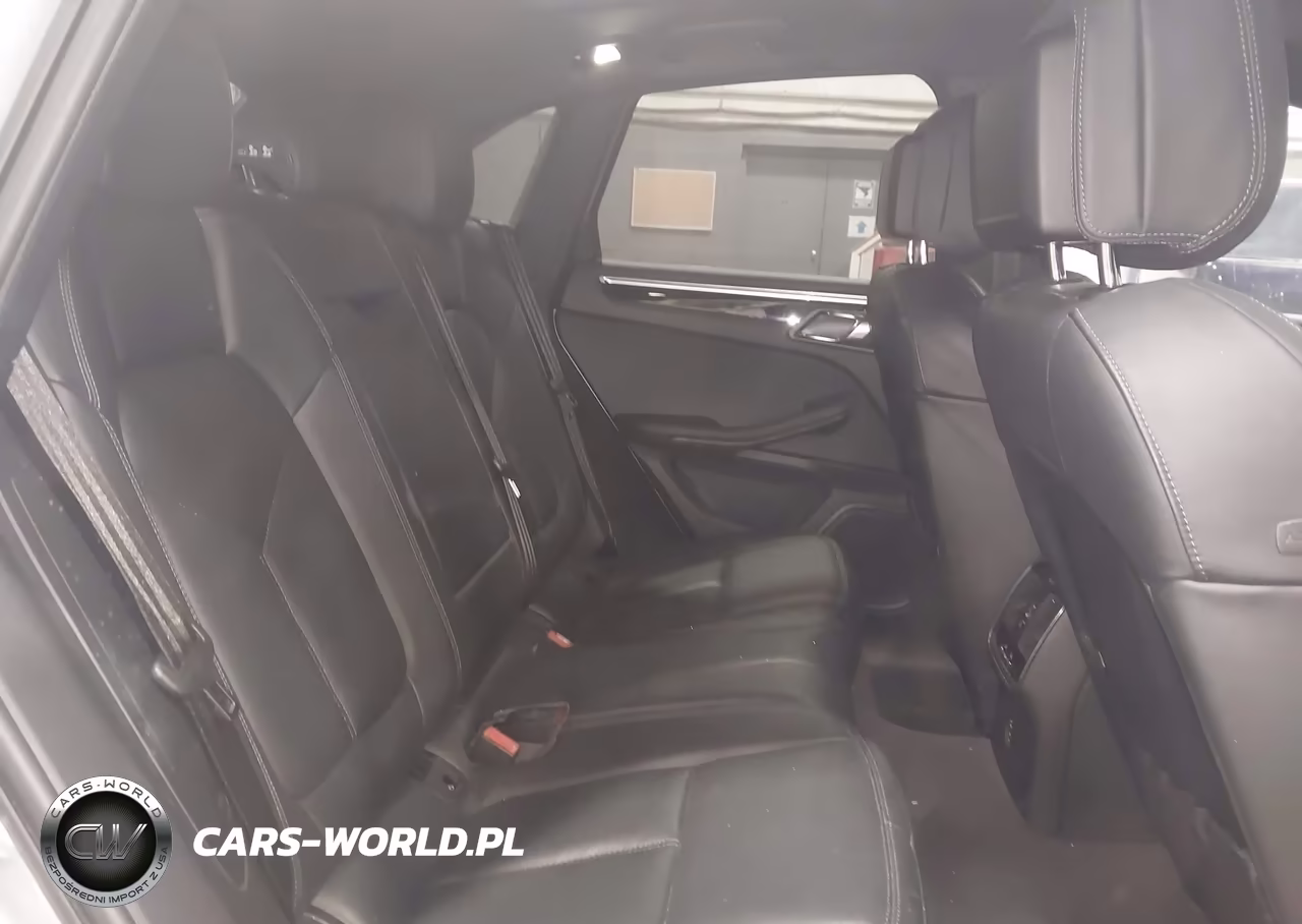 2023 Porsche Macan T VIN:WP1AA2A58PLB11426 - 8