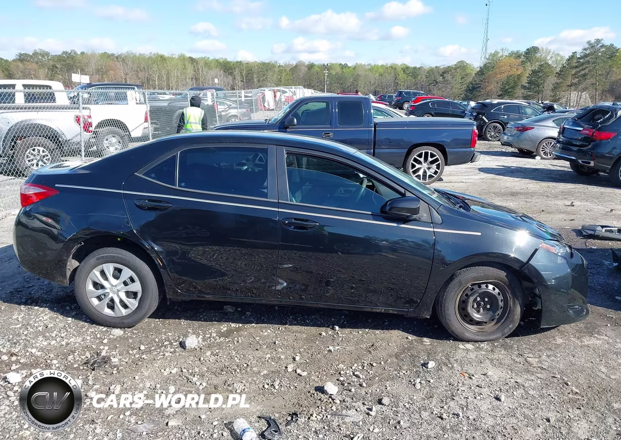 2019 Toyota Corolla L VIN:2T1BURHE5KC128745 - 14
