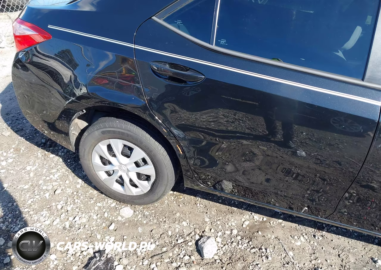 2019 Toyota Corolla L VIN:2T1BURHE5KC128745 - 18