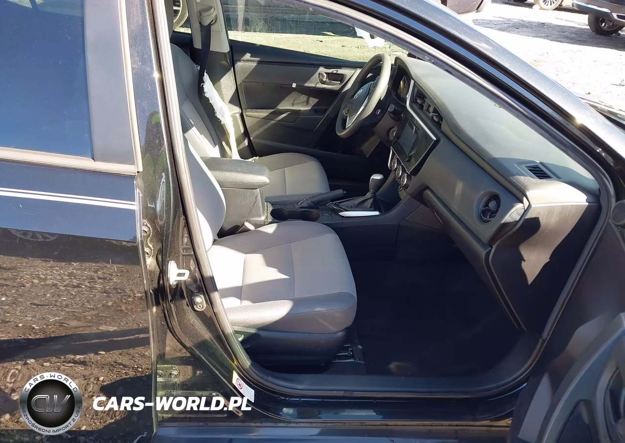 2019 Toyota Corolla L VIN:2T1BURHE5KC128745 - 5