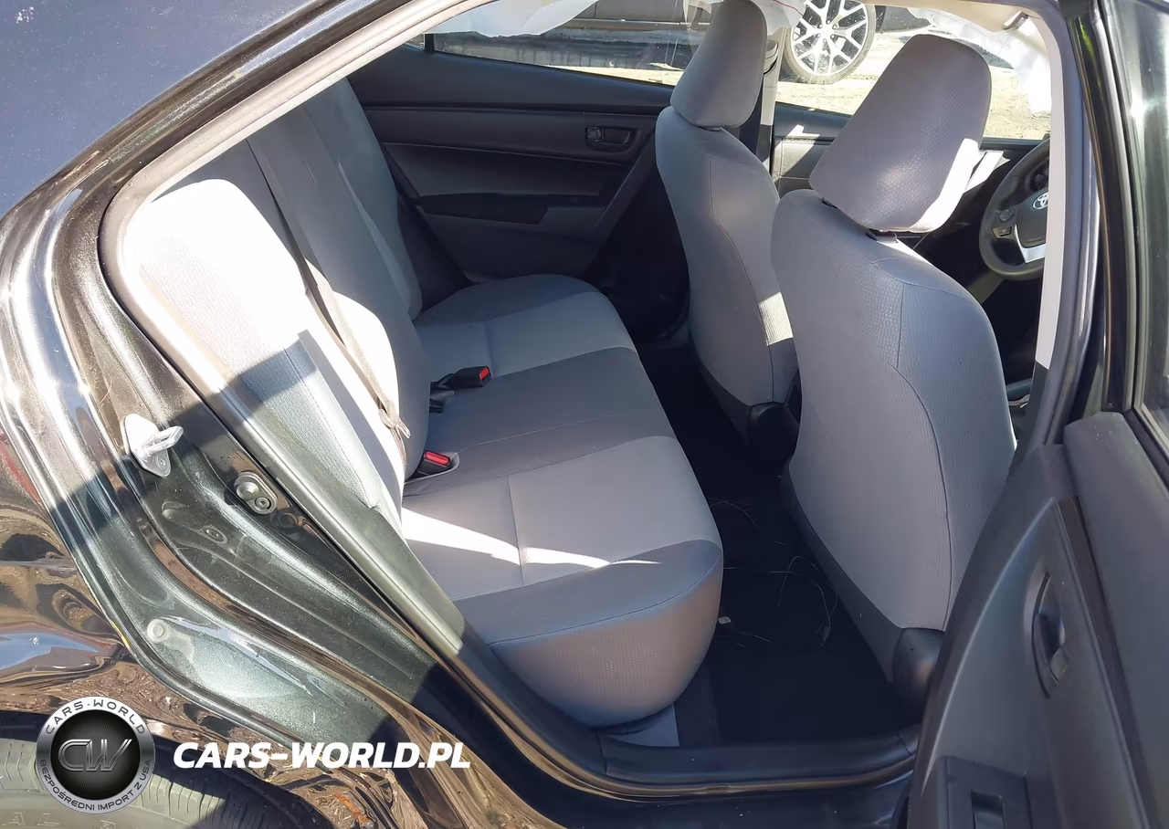 2019 Toyota Corolla L VIN:2T1BURHE5KC128745 - 8