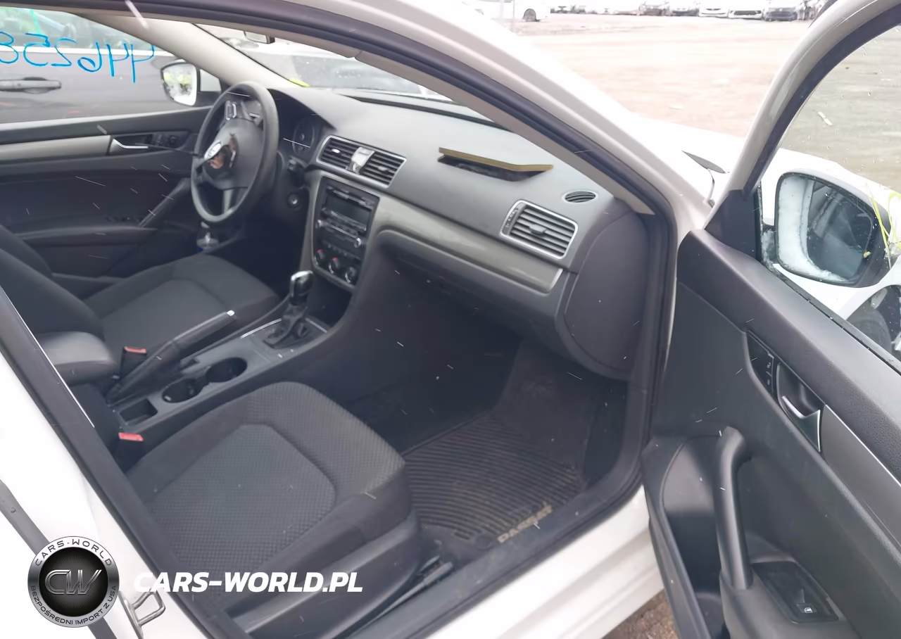 2014 Volkswagen Passat 1.8T S VIN:1VWAT7A31EC037395 - 5