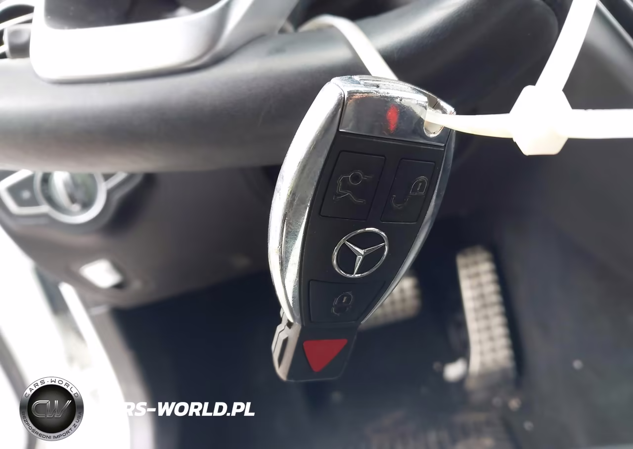 2018 Mercedes-Benz C 300 VIN:WDDWJ4JBXJF745132 - 11