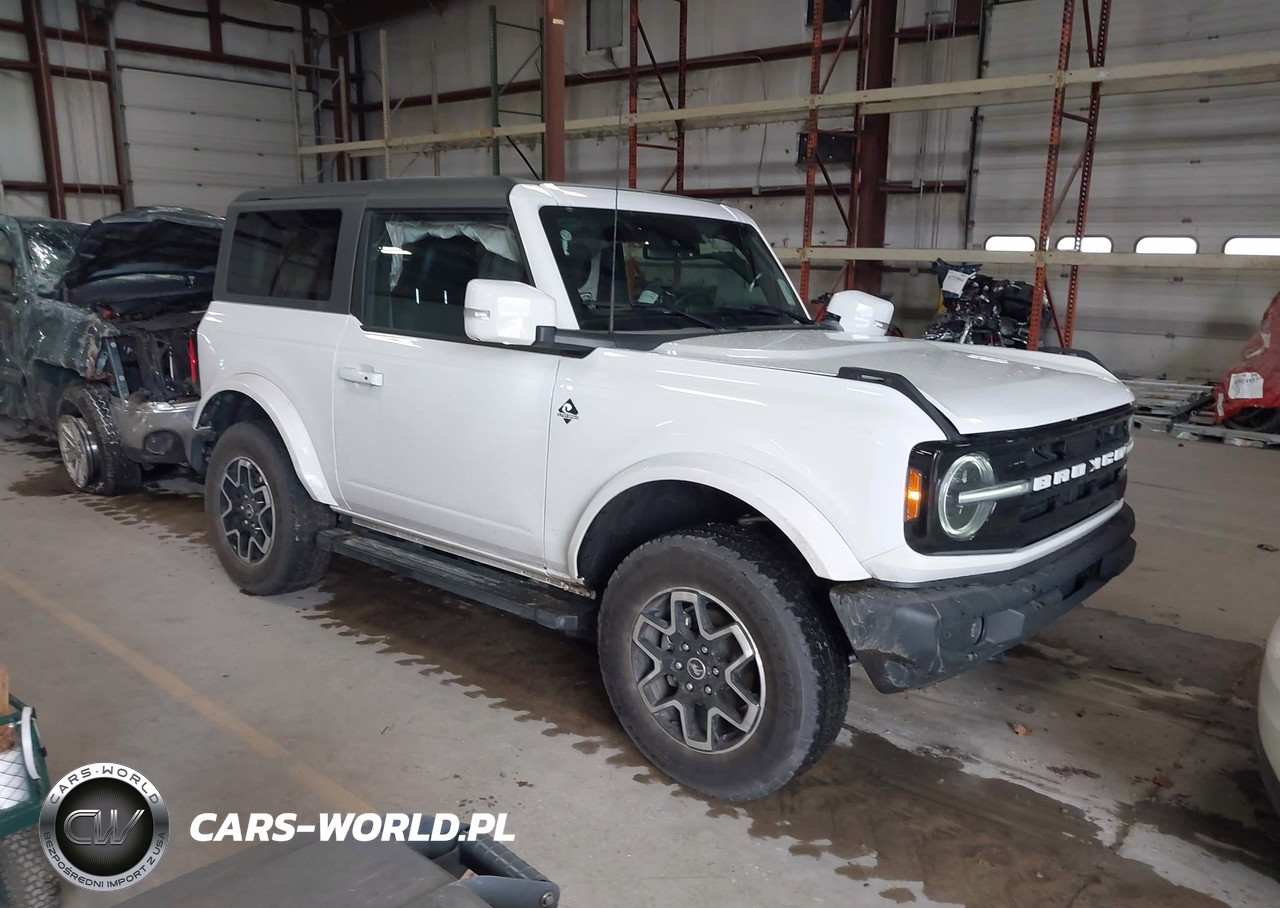 2023 Ford Bronco Outer Banks