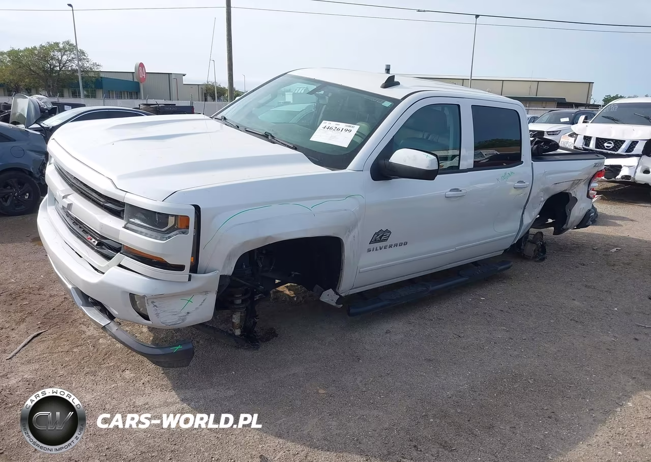 2018 Chevrolet Silverado 1500 2Lt VIN:3GCUKREC7JG285313 - 2