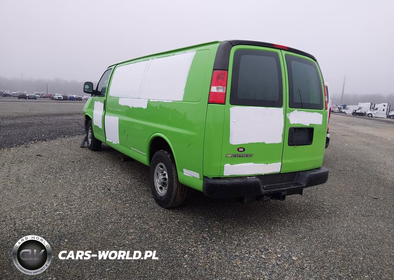 2017 Chevrolet Express 3500 Work Van VIN:1GCZGHFG8H1218134 - 3