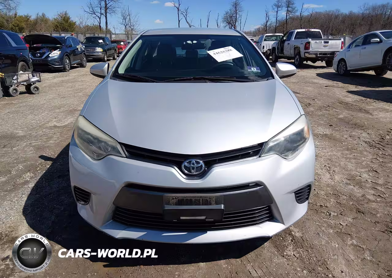 2015 Toyota Corolla Le VIN:2T1BURHE6FC350152 - 11