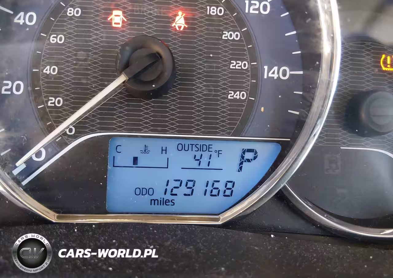 2015 Toyota Corolla Le VIN:2T1BURHE6FC350152 - 14