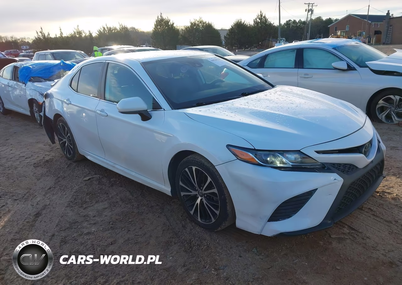 2020 Toyota Camry Se