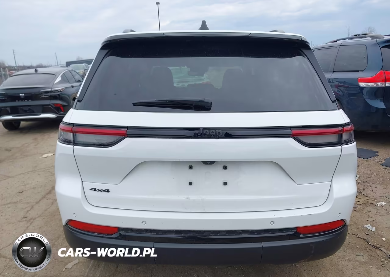 2023 Jeep Grand Cherokee Altitude X 4X4 VIN:1C4RJHAGXPC609717 - 17