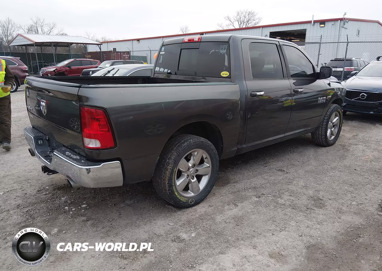 2016 Ram 1500 Lone Star VIN:3C6RR6LT8GG382507 - 4