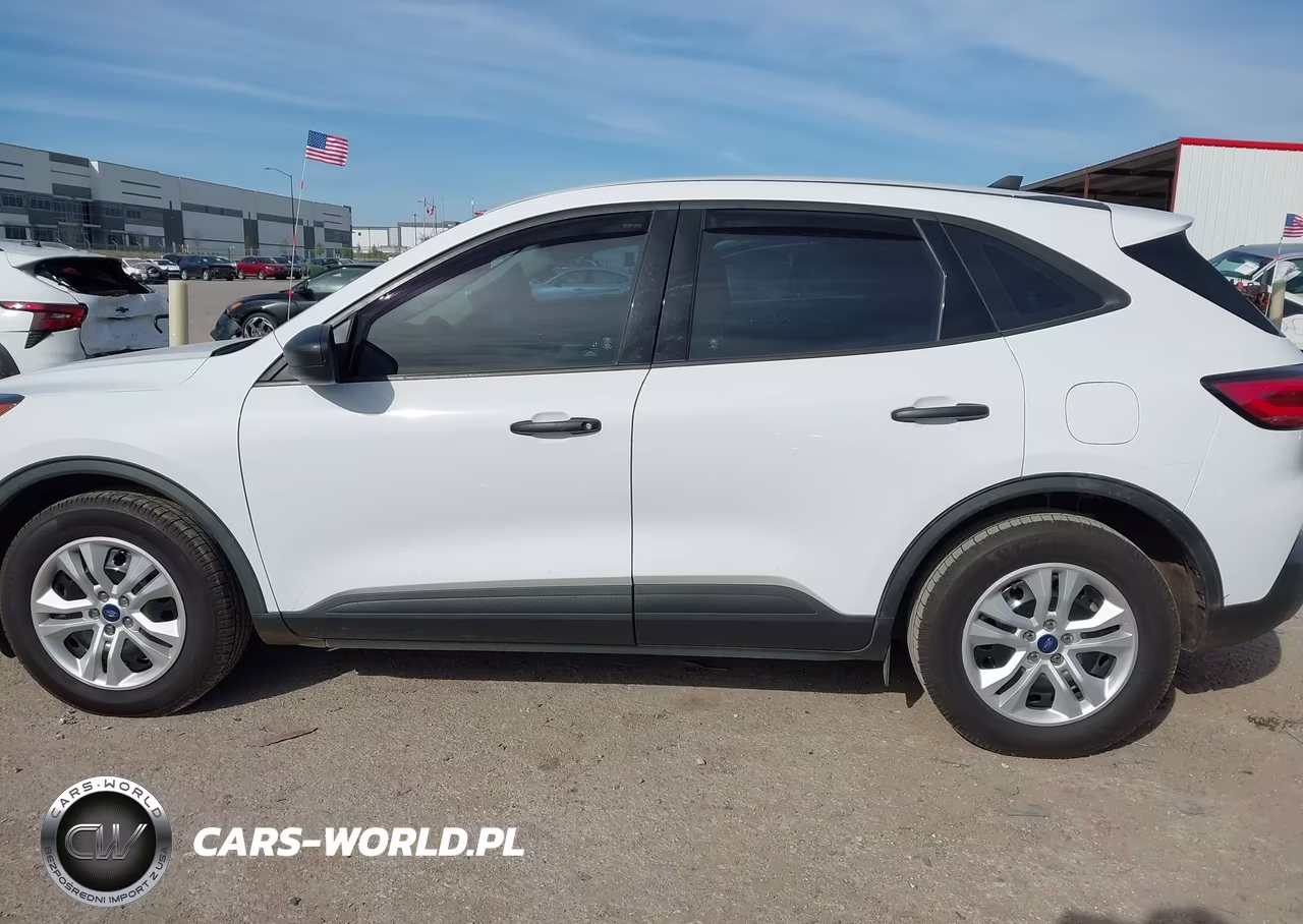 2020 Ford Escape S VIN:1FMCU0F63LUC64979 - 14