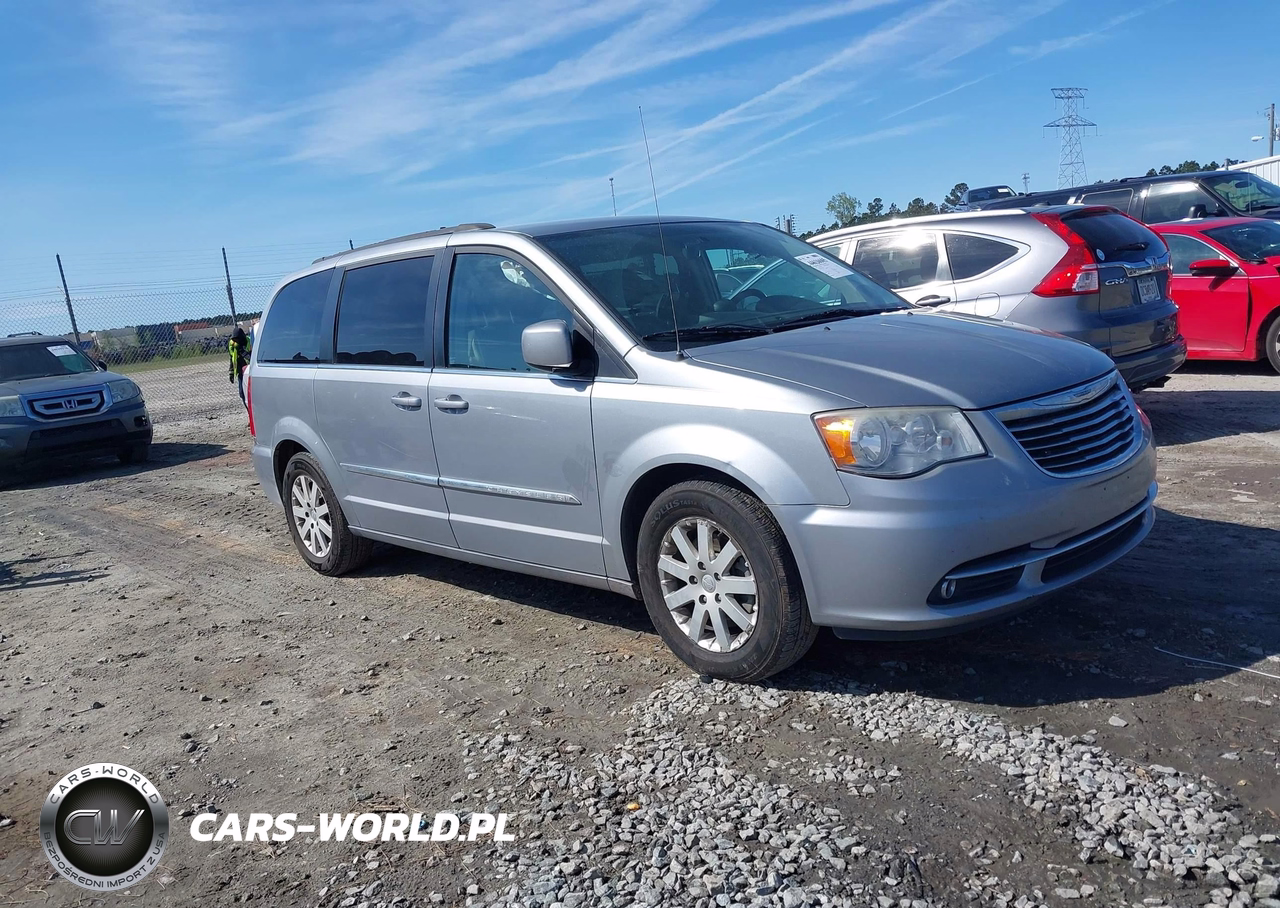 2014 Chrysler Town & Country Touring