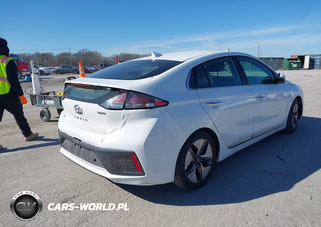 2020 Hyundai Ioniq Hybrid Limited VIN:KMHC05LC3LU235159 - 4