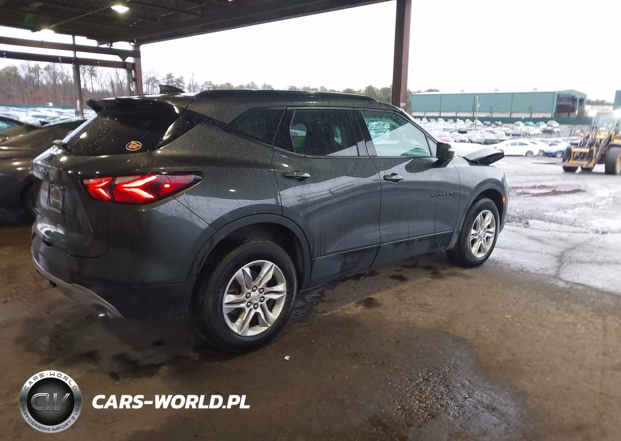 2019 Chevrolet Blazer VIN:3GNKBGRS1KS642858 - 4