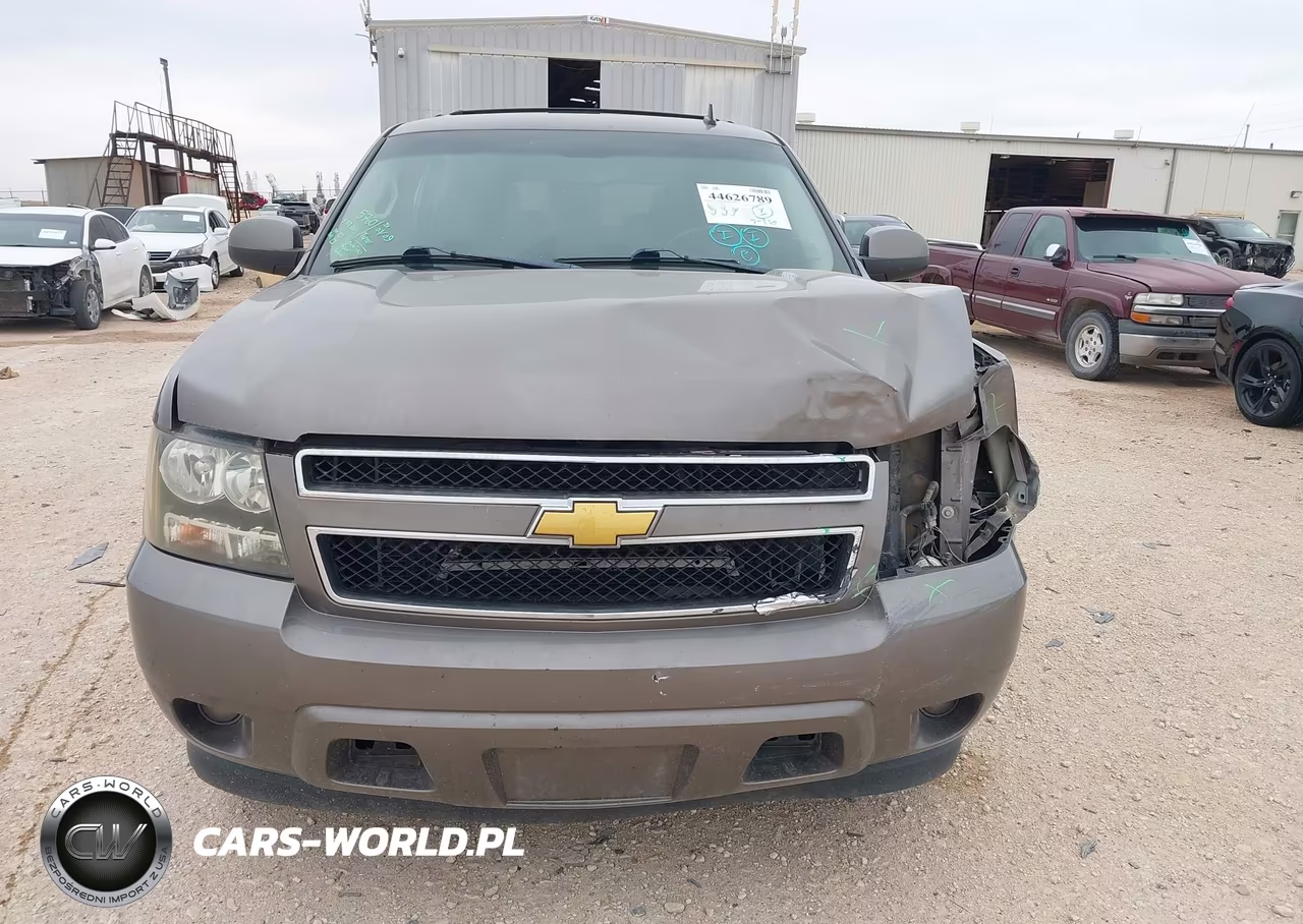 2011 Chevrolet Tahoe Ls VIN:1GNSCAE0XBR165039 - 12