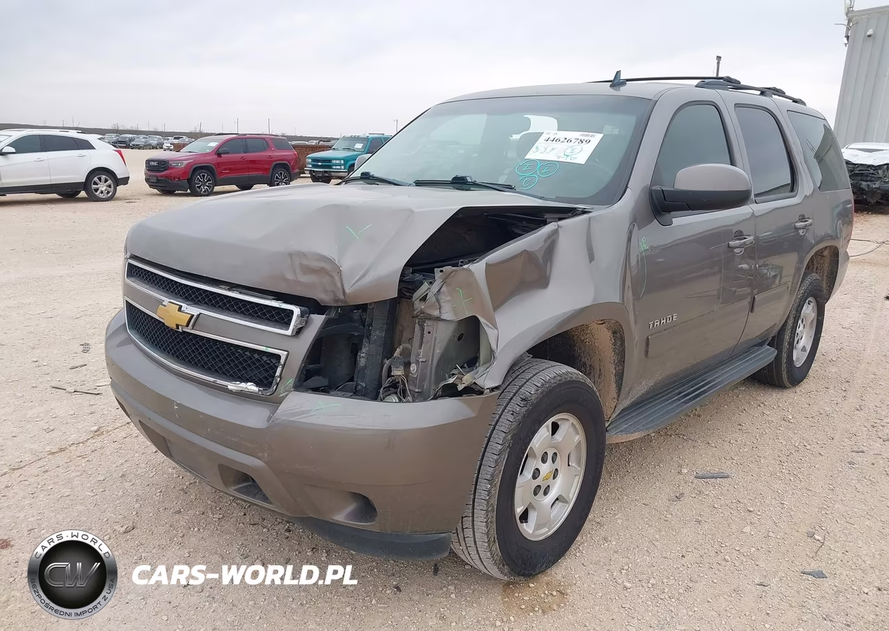 2011 Chevrolet Tahoe Ls VIN:1GNSCAE0XBR165039 - 6