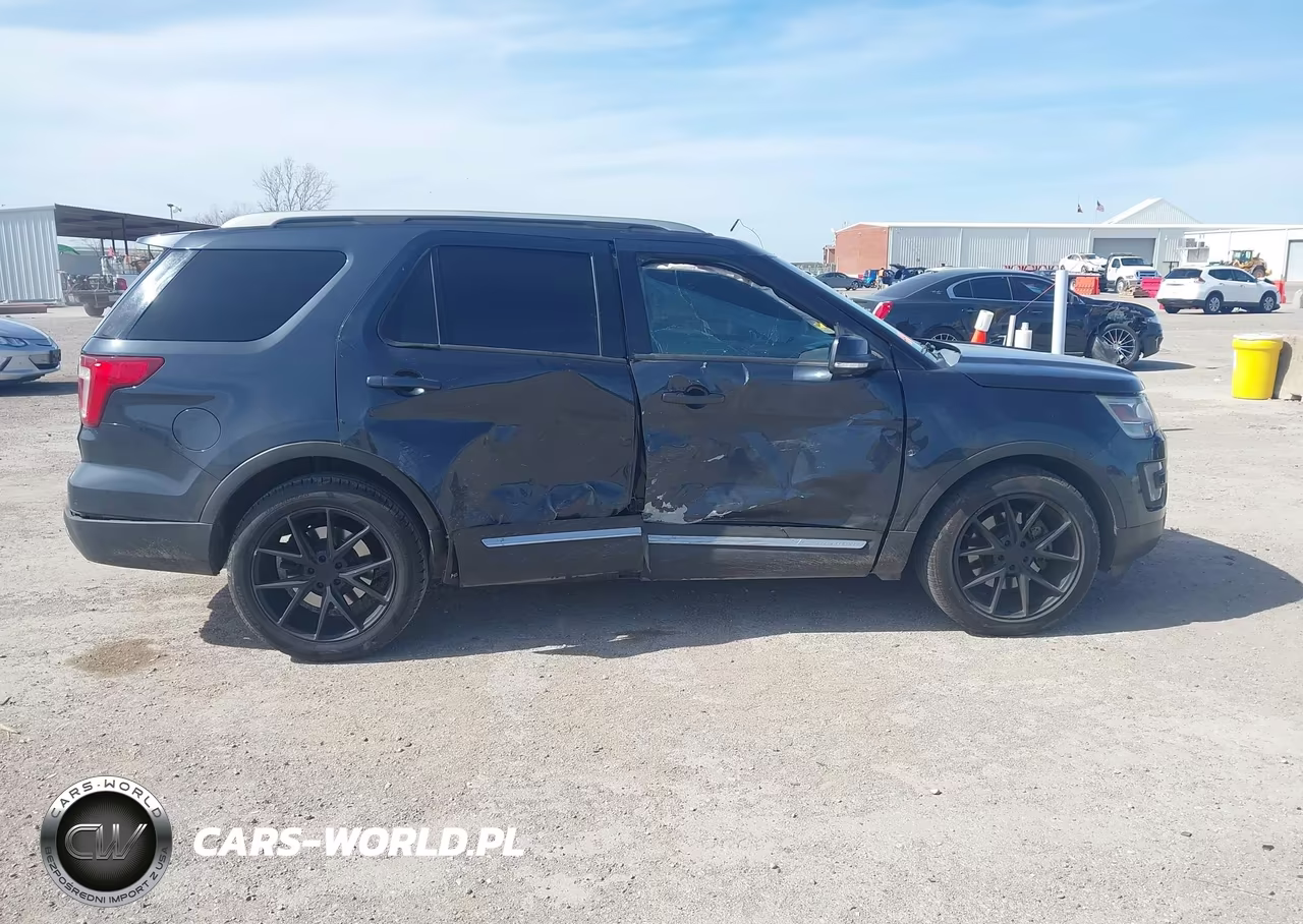 2017 Ford Explorer Xlt VIN:1FM5K7D81HGA42801 - 13