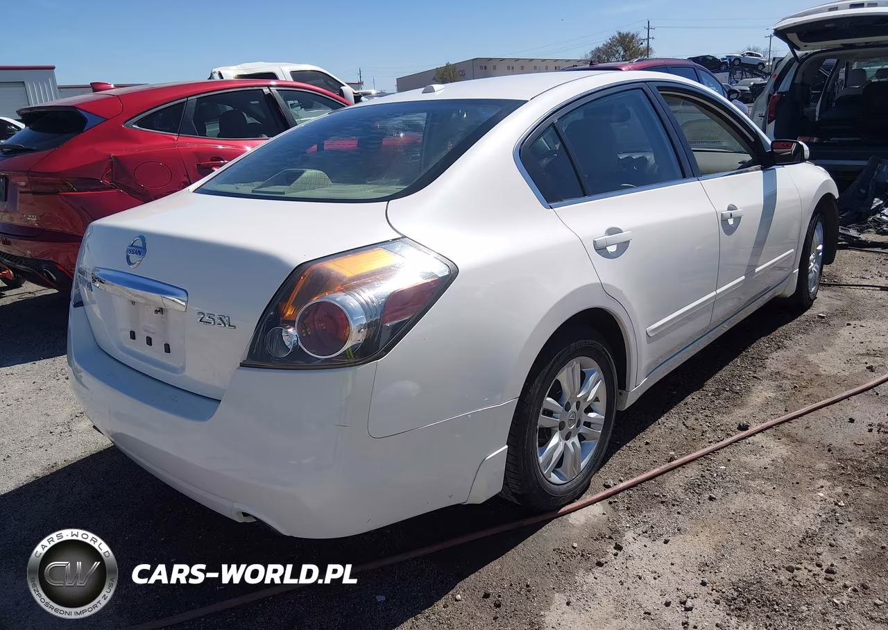 2012 Nissan Altima 2.5 S VIN:1N4AL2AP3CC120452 - 4