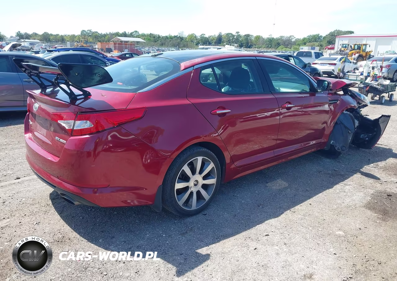 2012 Kia Optima Sx VIN:5XXGR4A63CG020101 - 4