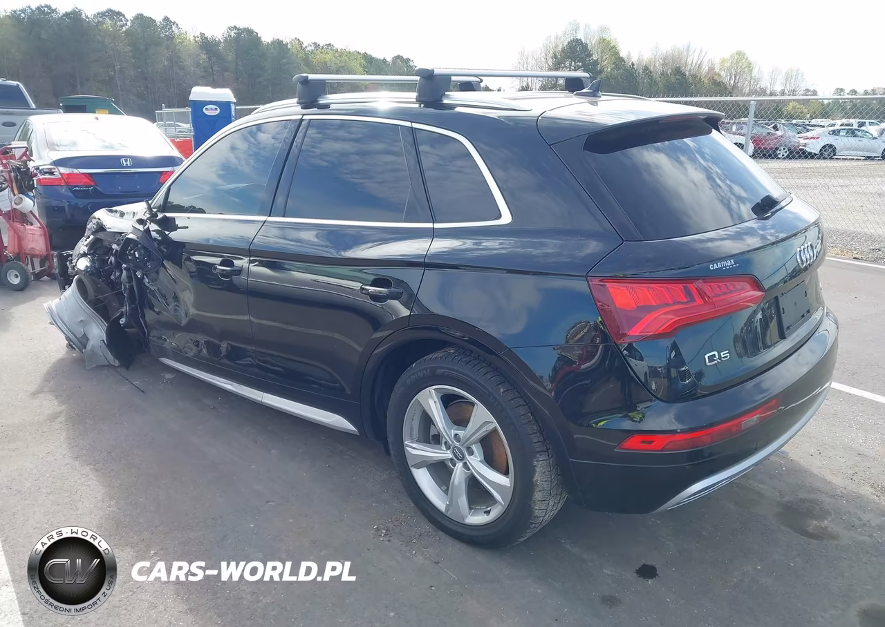 2020 Audi Q5 Premium 45 Tfsi Quattro S Tronic-Titanium Premium 45 Tfsi Quattro S Tronic VIN:WA1ANAFYXL2037083 - 3