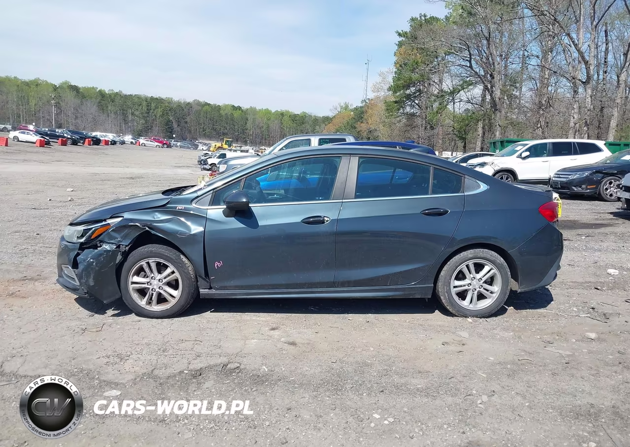 2017 Chevrolet Cruze Lt Auto VIN:1G1BE5SM8H7144043 - 14